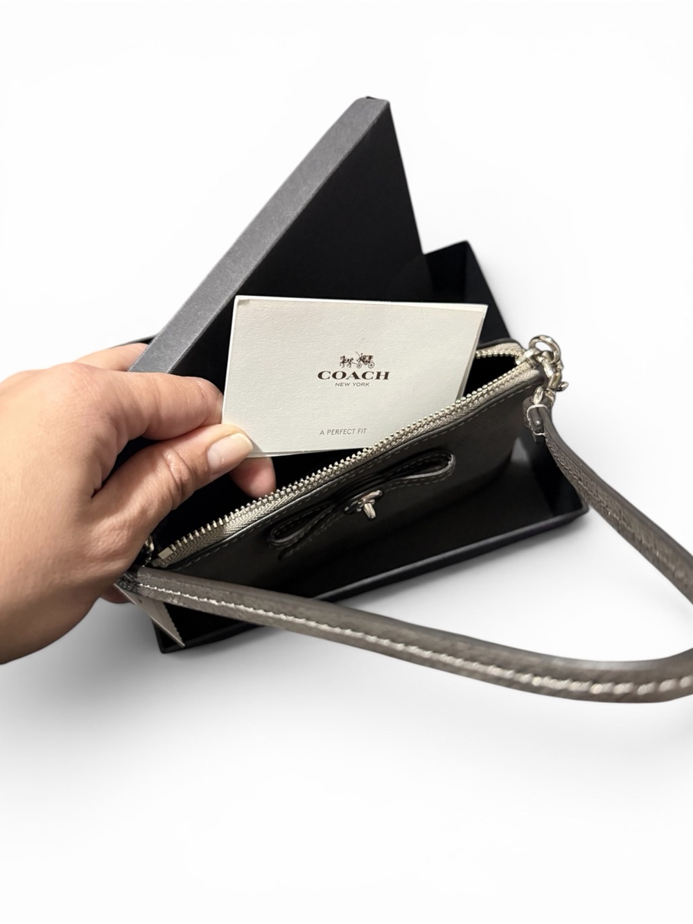 NWT Coach Metallic Leather Bow Wristlet | Pewter Silver | Gift Box Included - Picture 3 of 6